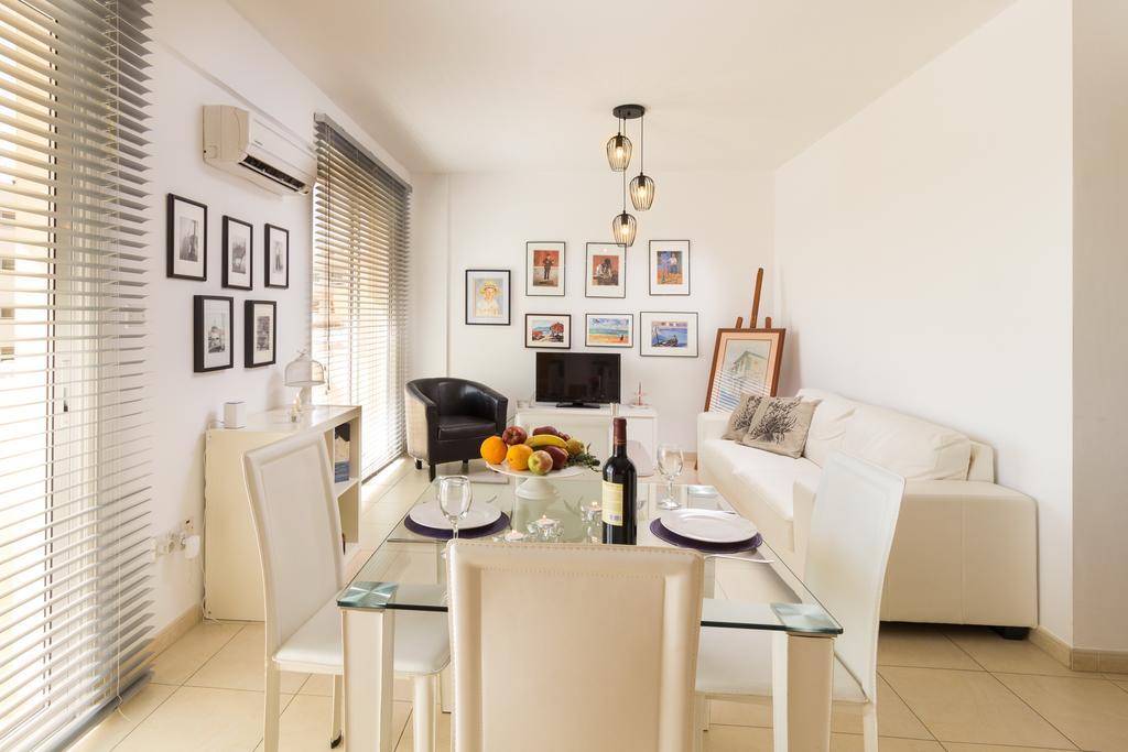 Elena Court Apt 401 Apartment Larnaca Bagian luar foto