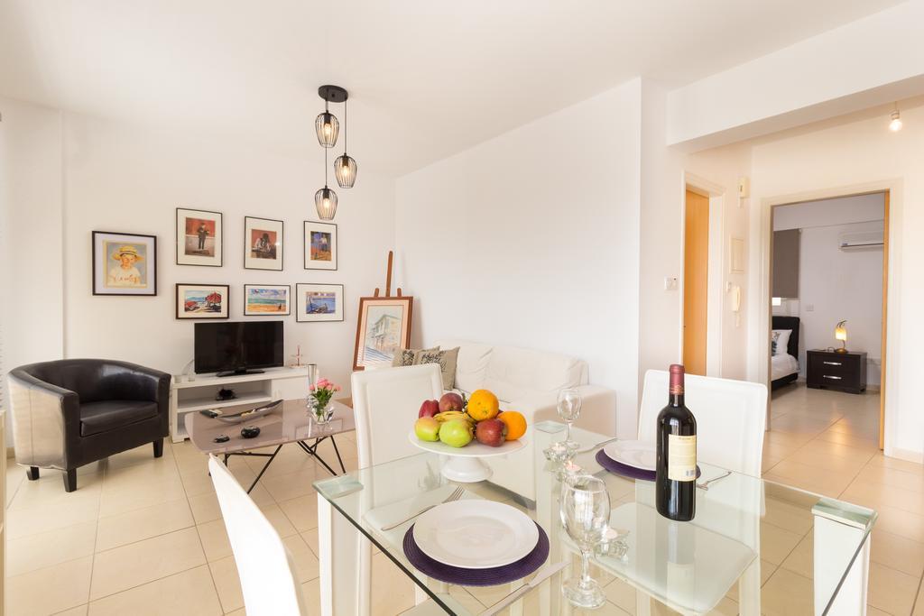 Elena Court Apt 401 Apartment Larnaca Bagian luar foto